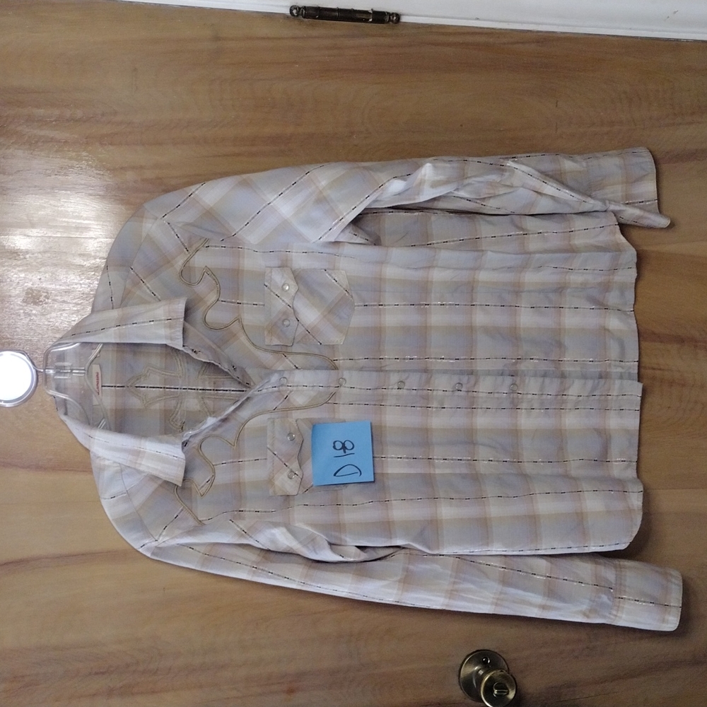 Women's shirt